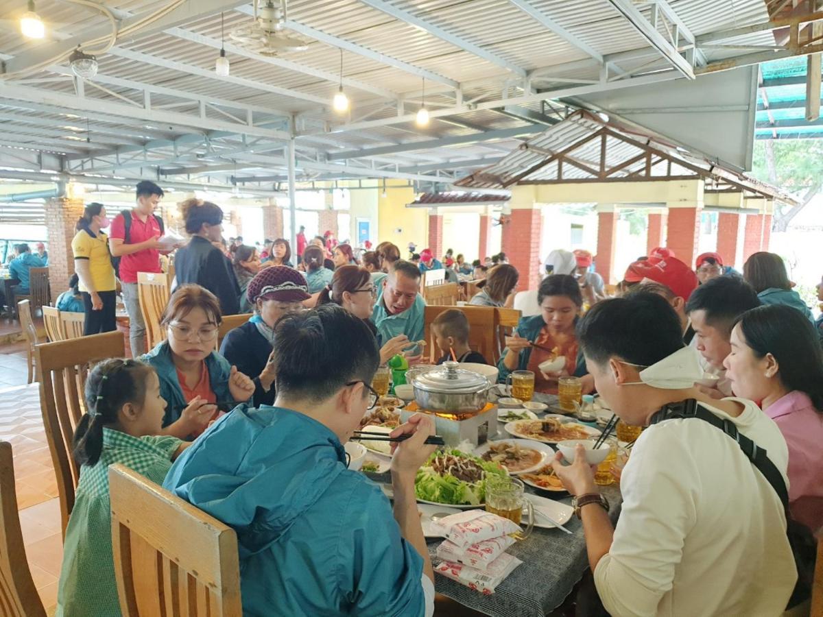 Khách sạn Mui Dinh 2*